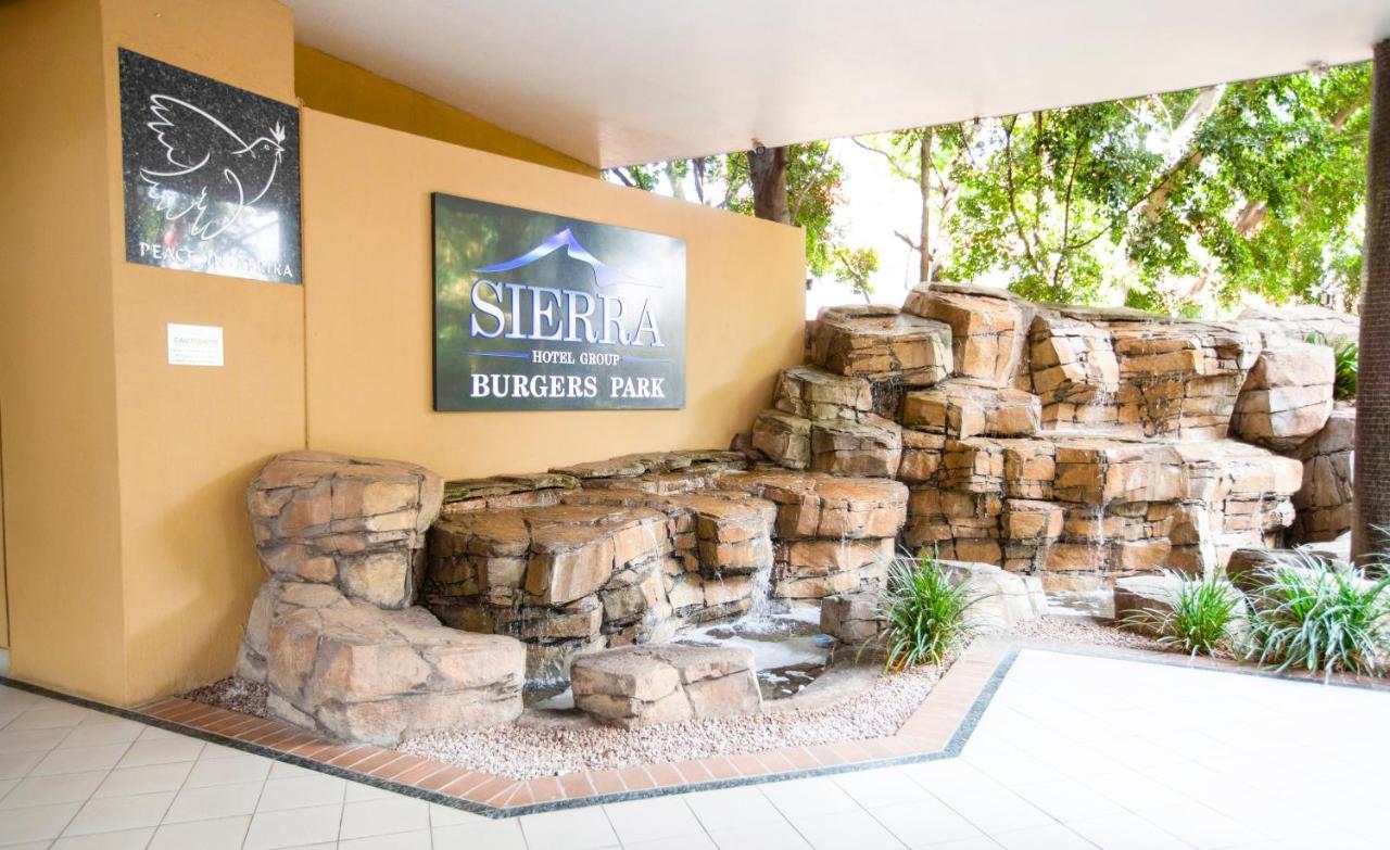 Sierra Burgers Park Hotel Pretoria Exterior photo